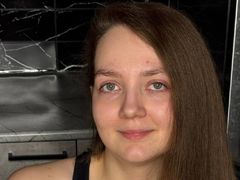 YaelSestoso from LiveJasmin