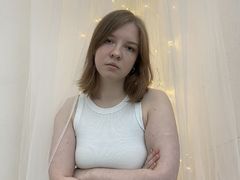 YanySarri from LiveJasmin