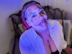 YaraRicci from LiveJasmin