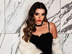 YasrielKaro - blond female webcam at LiveJasmin