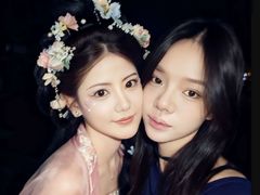 YayaheAndAnanzhu from LiveJasmin