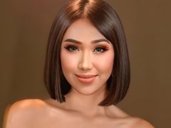 YazmineFox - female with black hair webcam at LiveJasmin