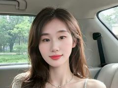 YingBao from LiveJasmin