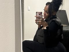 Yngtightbeauty from LiveJasmin