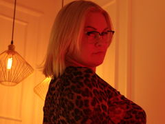 YolandaHailey - blond female with  big tits webcam at LiveJasmin