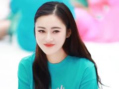 YolandaYang from LiveJasmin