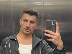 Yorsh from LiveJasmin