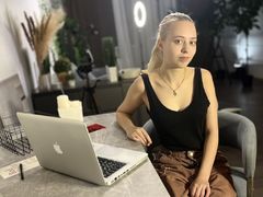 YuetteWennersten from LiveJasmin