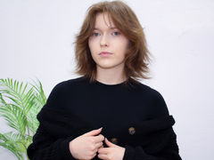 YukiHolmes from LiveJasmin