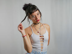 YunseoHant - female with black hair and  small tits webcam at LiveJasmin