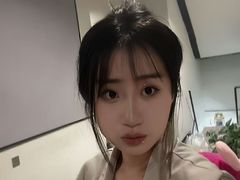 Yvonnedong from LiveJasmin