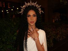 YzaraRoscoe - blond shemale webcam at LiveJasmin