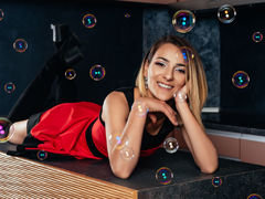 ZaineVox - female with brown hair webcam at LiveJasmin