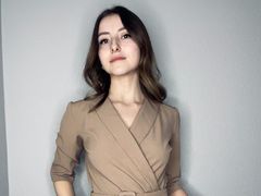 ZaraEllen - female with brown hair webcam at LiveJasmin