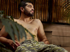 ZhackEvans - male webcam at LiveJasmin