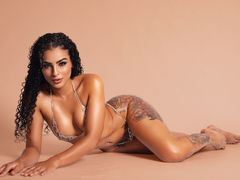 ZoeRiveira from LiveJasmin