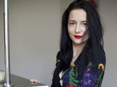 AnayaJess - female with black hair and  big tits webcam at LiveJasmin