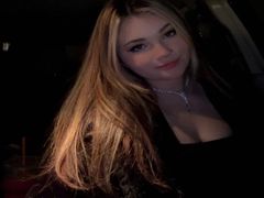 ZoeyArizona - female with red hair and  small tits webcam at LiveJasmin