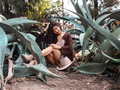 zoeydreams - blond female with  small tits webcam at LiveJasmin