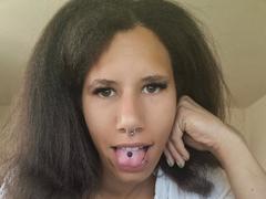 AaliyahHarris-hot - female webcam at xLoveCam