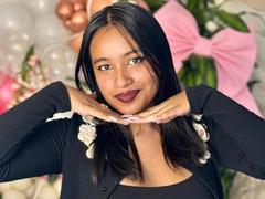 AaliyahVega - female with black hair webcam at xLoveCam