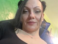 AamyBeatrice - female with black hair and  small tits webcam at xLoveCam