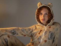 AaronFordd538 - blond shemale webcam at ImLive