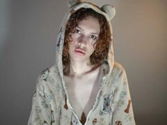 AaronFordd538 - blond shemale webcam at ImLive