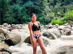 AbbyBlack69 from xLoveCam