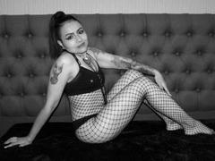 AbyFoster - female with brown hair webcam at LiveJasmin