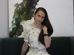 AdaMase - female with brown hair webcam at LiveJasmin