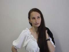 AdaMase - female with brown hair webcam at LiveJasmin