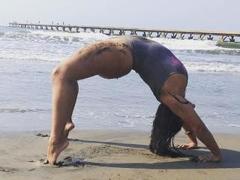 SteleeSexySquirt - female with black hair webcam at xLoveCam