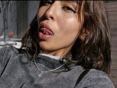 AdaWalton - female with black hair webcam at xLoveCam