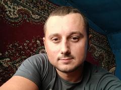 AdamBennie - couple webcam at xLoveCam