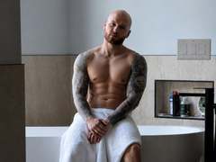 AdamMeyer - male webcam at xLoveCam
