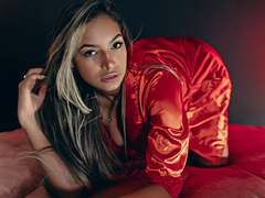 AddaCortez from xLoveCam