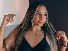 AddaCortez - female webcam at xLoveCam