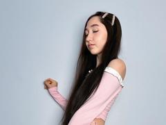 AddaDi from xLoveCam