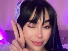 AddaVenus from xLoveCam