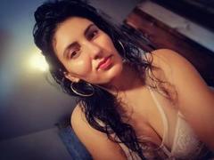 VirtualChocolat - blond shemale with  small tits webcam at ImLive