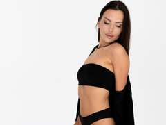 AddisonAdore - female with brown hair webcam at xLoveCam