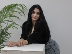 AdeleFelloy - female webcam at xLoveCam