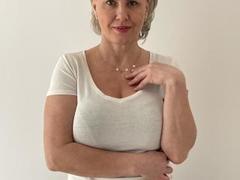 AdeleMilfXX - blond female webcam at xLoveCam