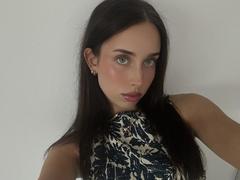 AdeleVibe - female with brown hair webcam at xLoveCam