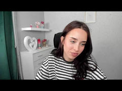 AdeleVibe - female with brown hair webcam at xLoveCam