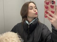 AdelinaGordo - female webcam at xLoveCam