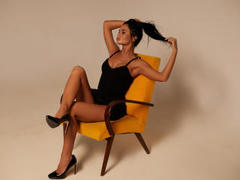AdelinaJuice - female with black hair and  big tits webcam at LiveJasmin