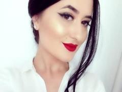 SofyaaXX - female with brown hair and  big tits webcam at ImLive