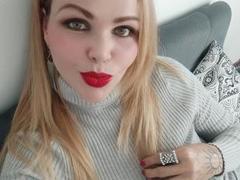 SilviaNovikov - blond female with  big tits webcam at LiveJasmin